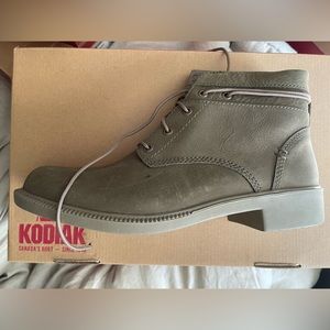 Kodiak Original Wrap in Canteen. Size 8. NWT